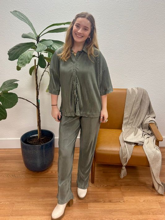 Olive Pleated Pants