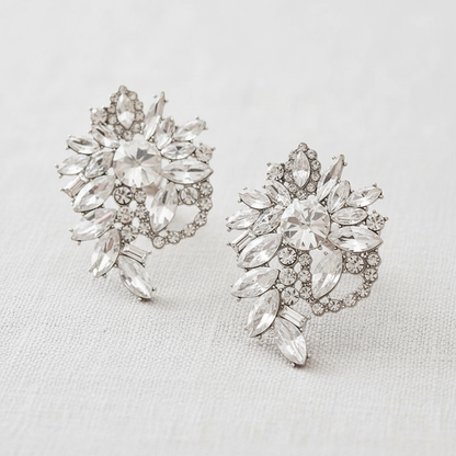 Rhinestone Geometric Flower Stud Earrings