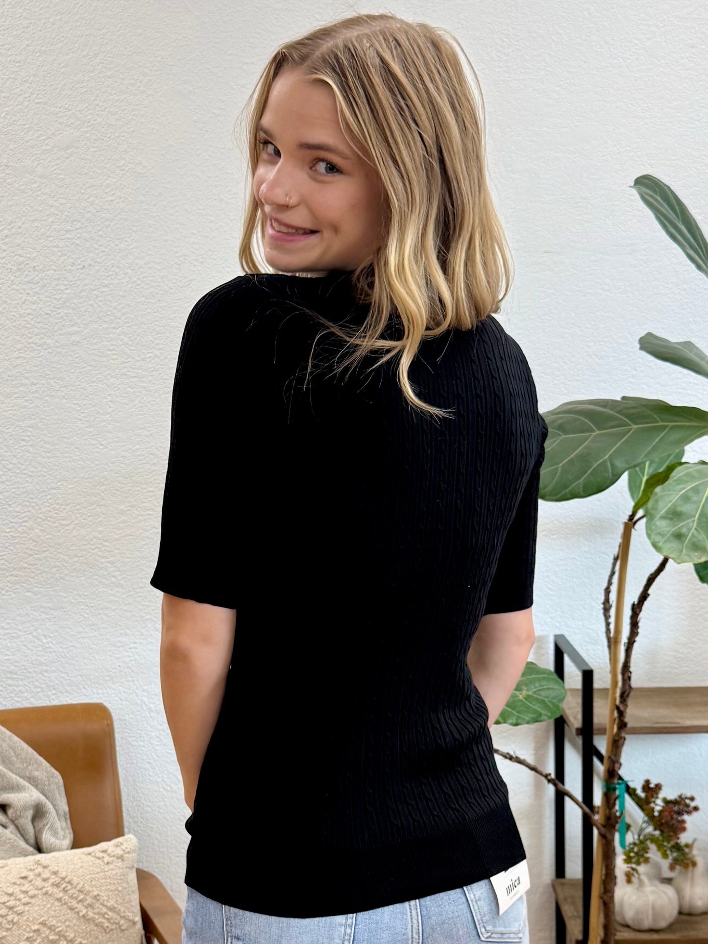 Black Half Sleeve Ribbed Top