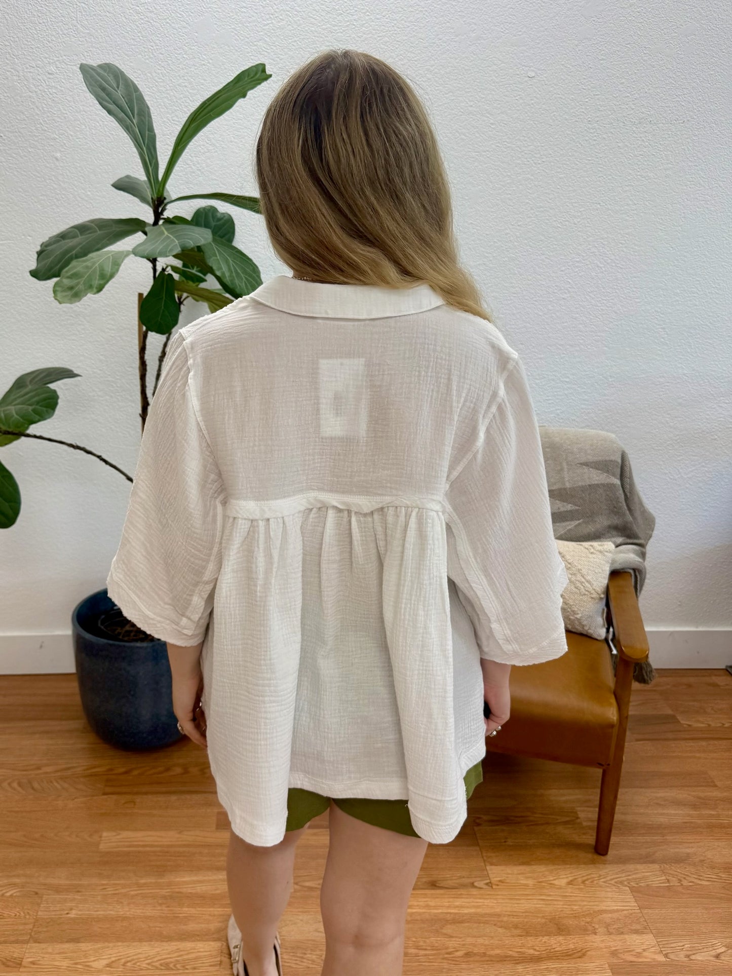 White Oversized Hi-Lo Tunic Top