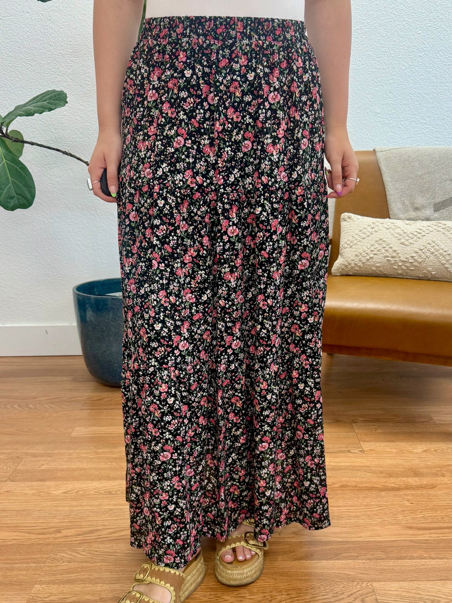 Black Floral Printed Skirt