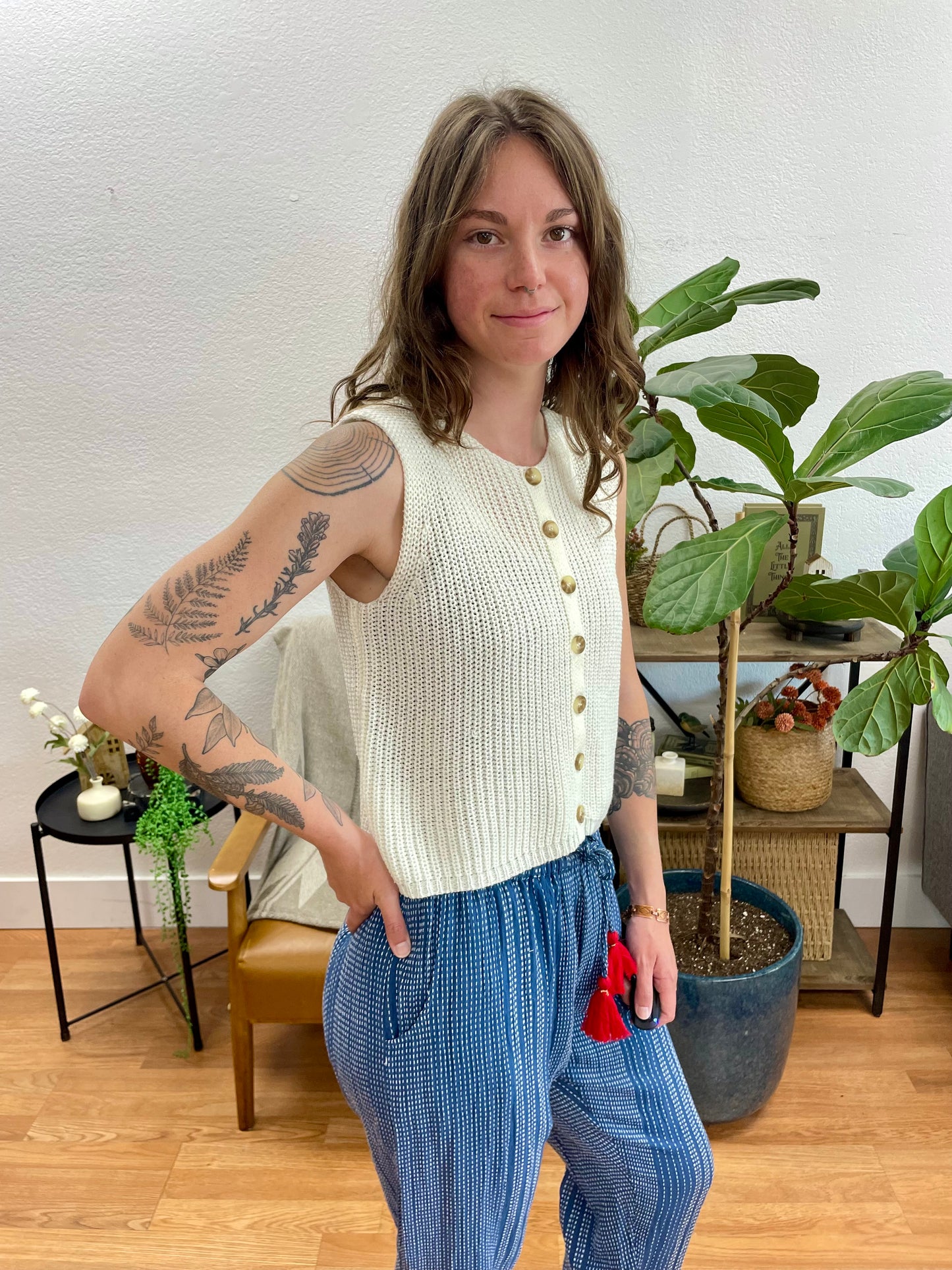 Cream Sleeveless Button Down Cardigan