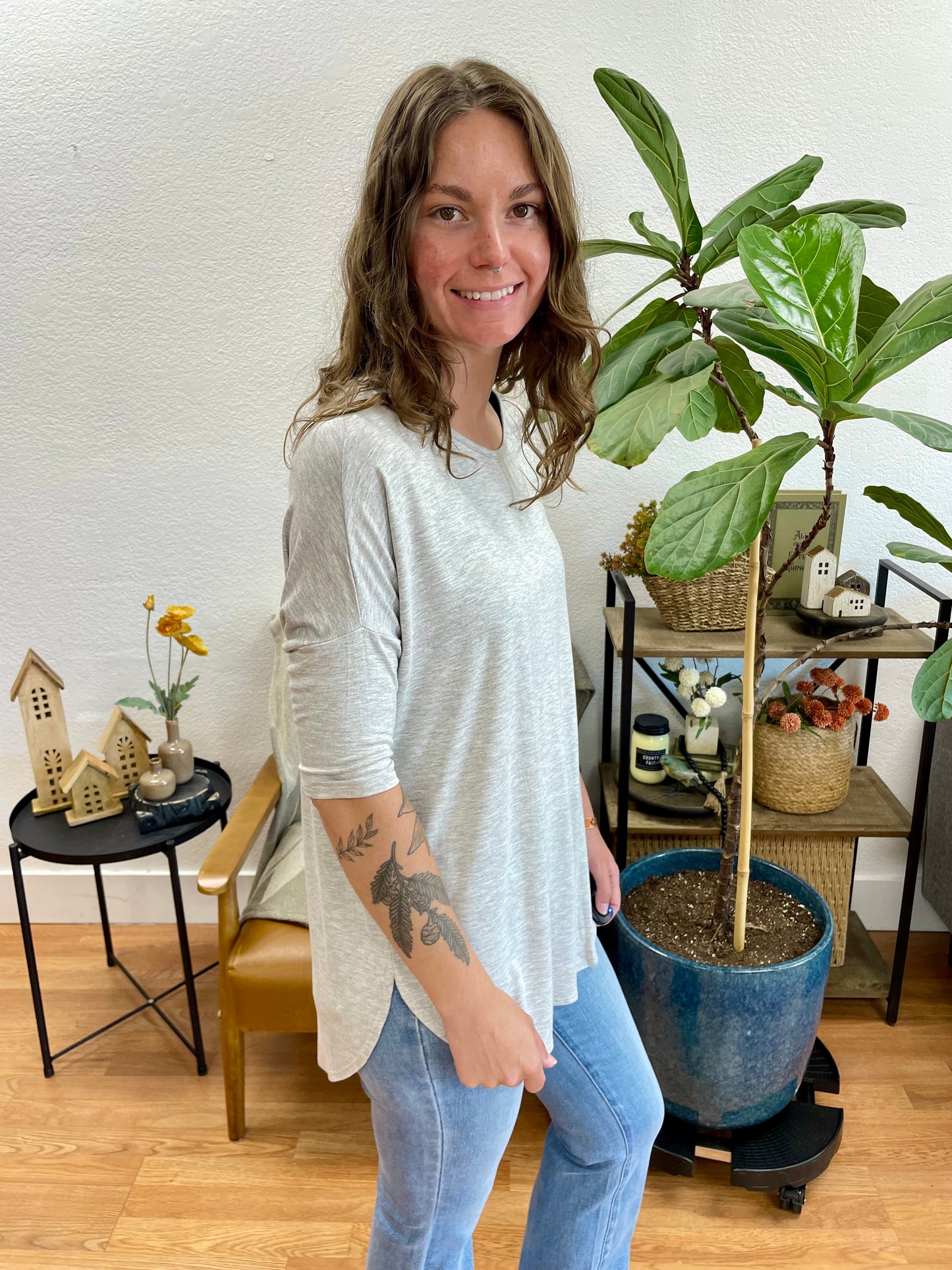 Light Gray Basic Crew Neck Tee - Terra Cottage