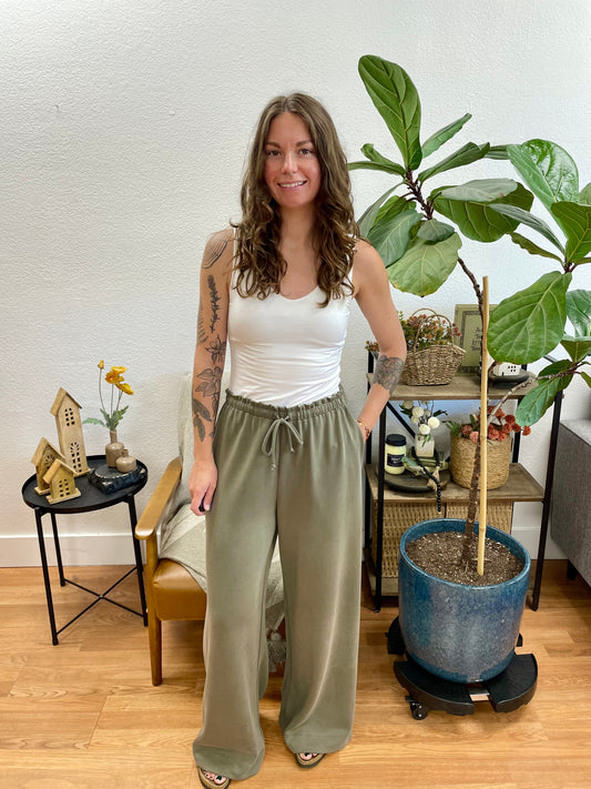 Olive Solid Wide Leg Pants