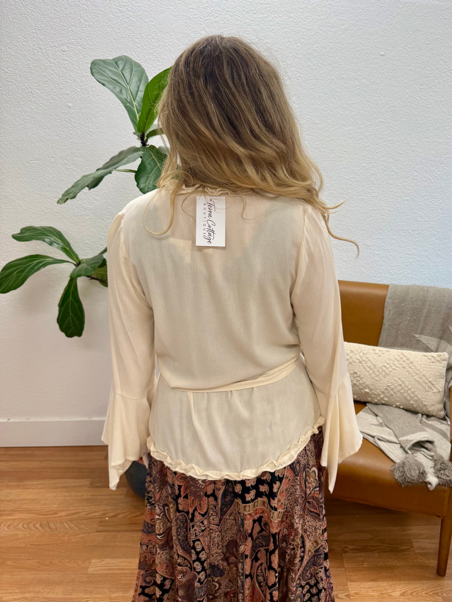 Cream Ruffled Flowy Kimono