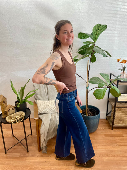 Risen Ankle Dark Crop Wide Leg Jeans