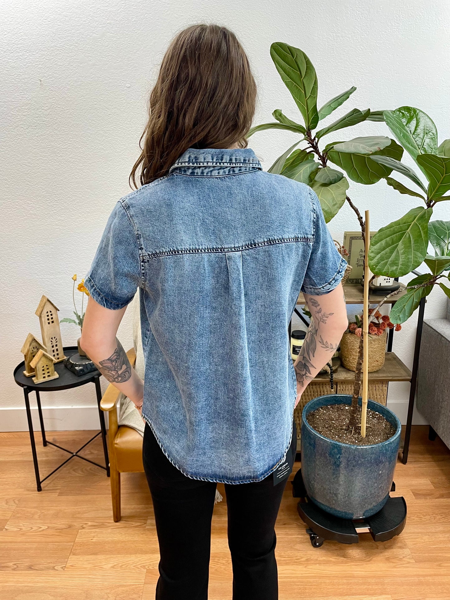 Chambray Short Sleeve Top