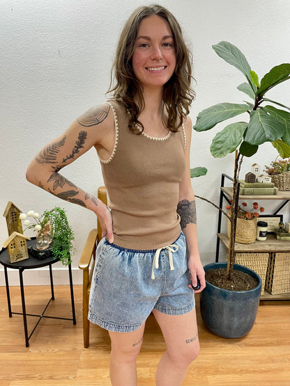 Mocha Contrast Hem Sleeveless Sweater - Terra Cottage