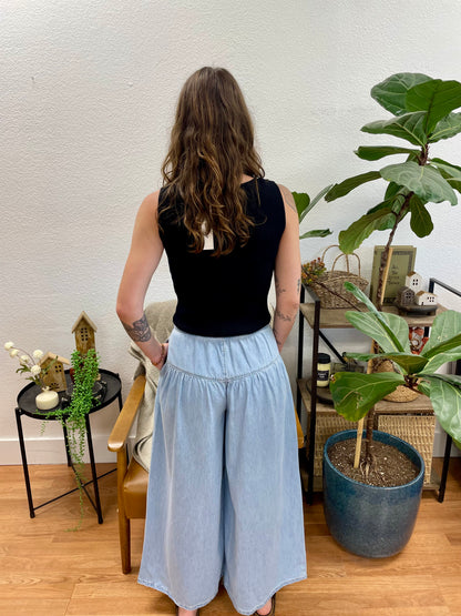 Risen Slouchy Lightweight Crop Pants