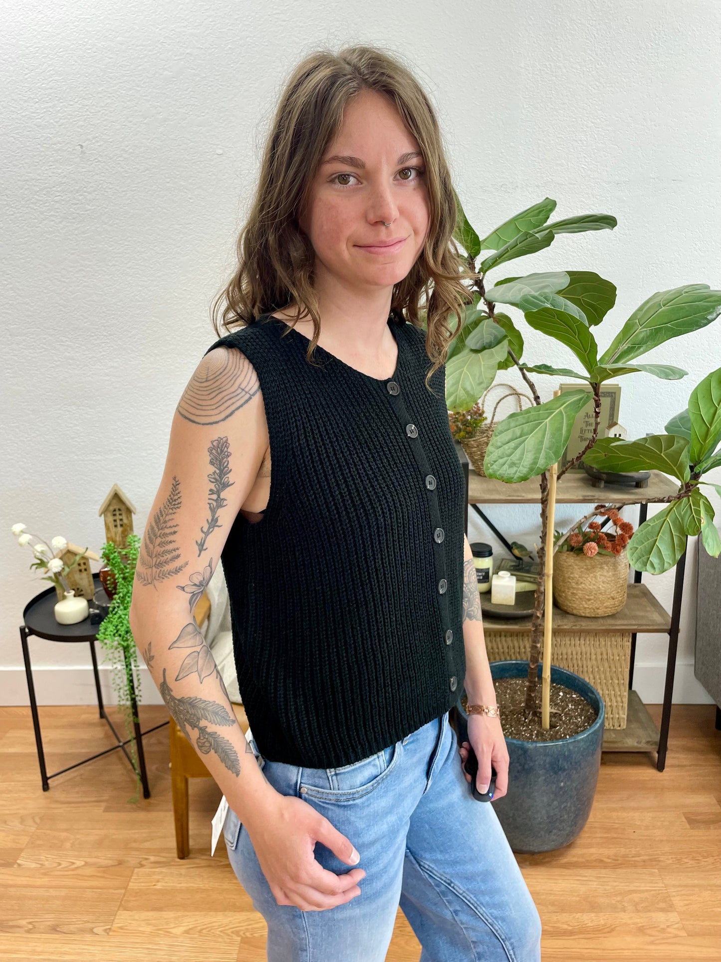 Black Sleeveless Button Down Cardigan