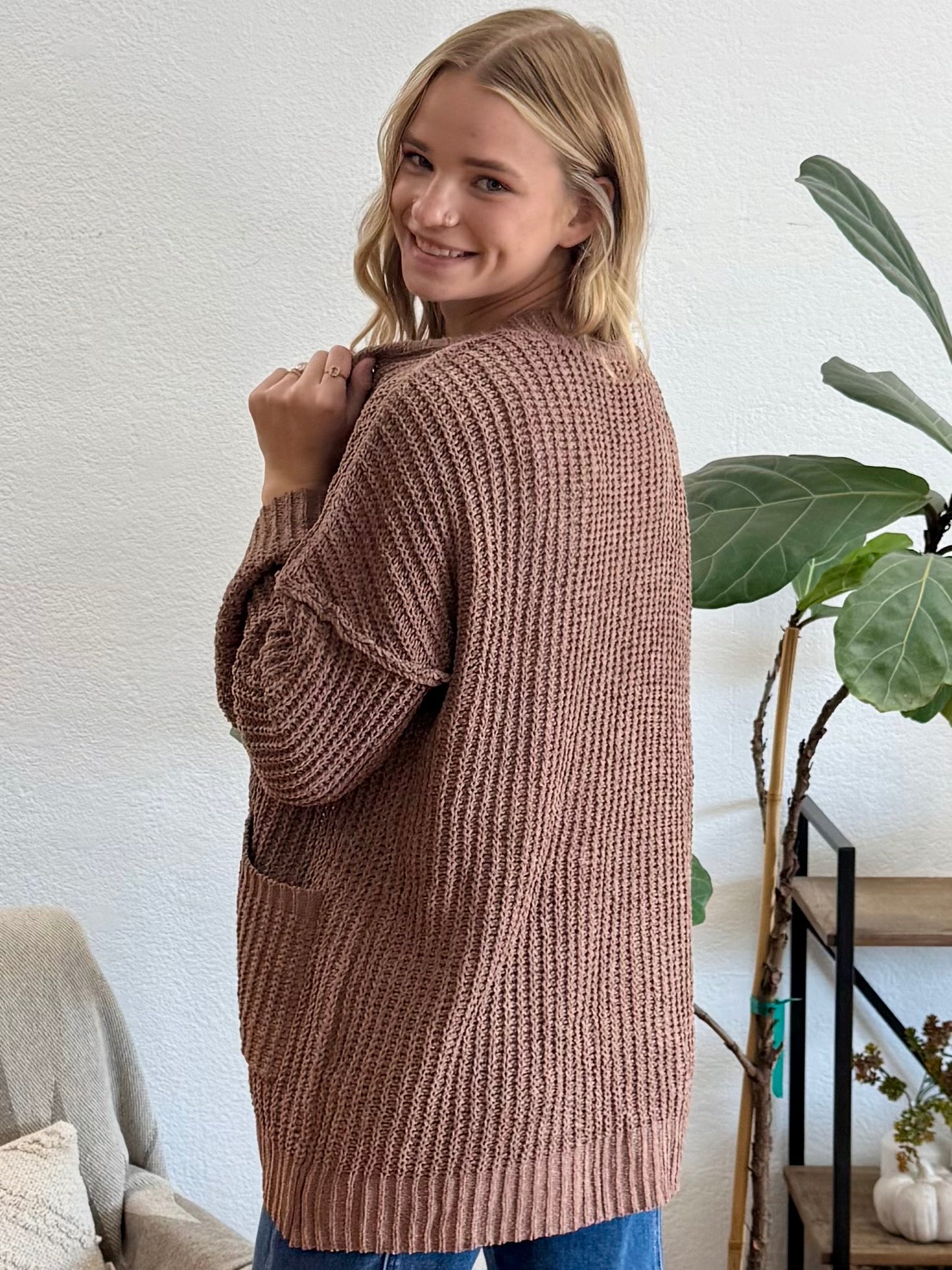 Cocoa Chunky Front Pocket Cardigan