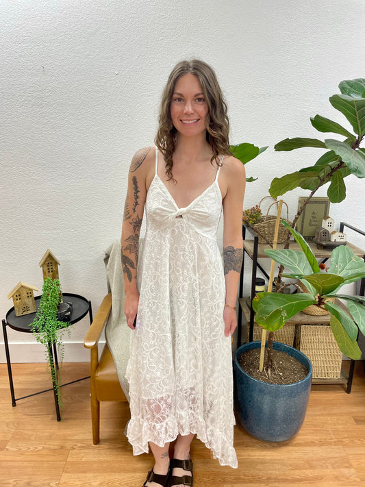 Ivory Hanky Hem Lace Dress