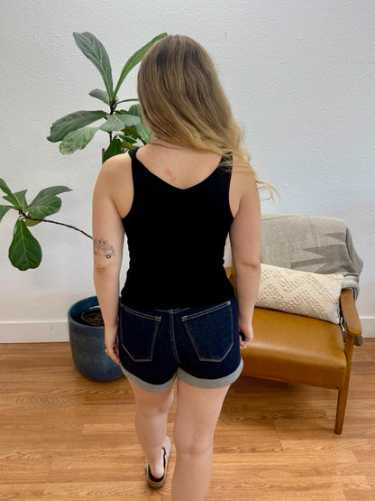 Black High Back Double Layer Tank