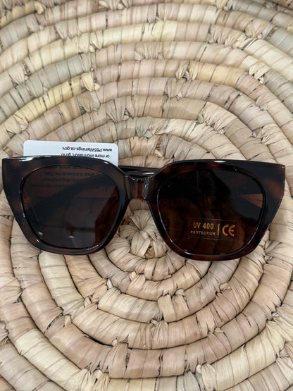 Butterfly Frame Sunglasses