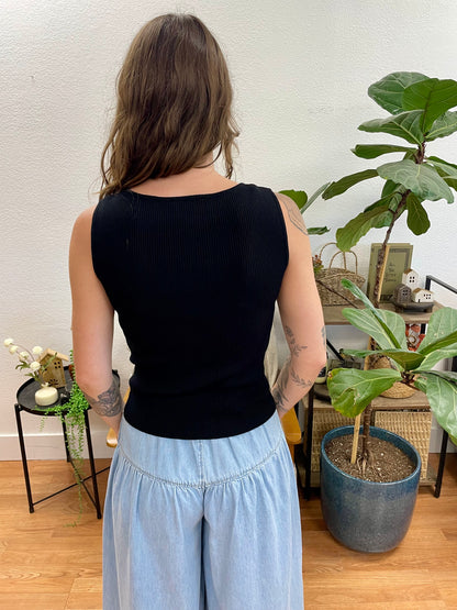 Black Boatneck Sleeveless Knit Top