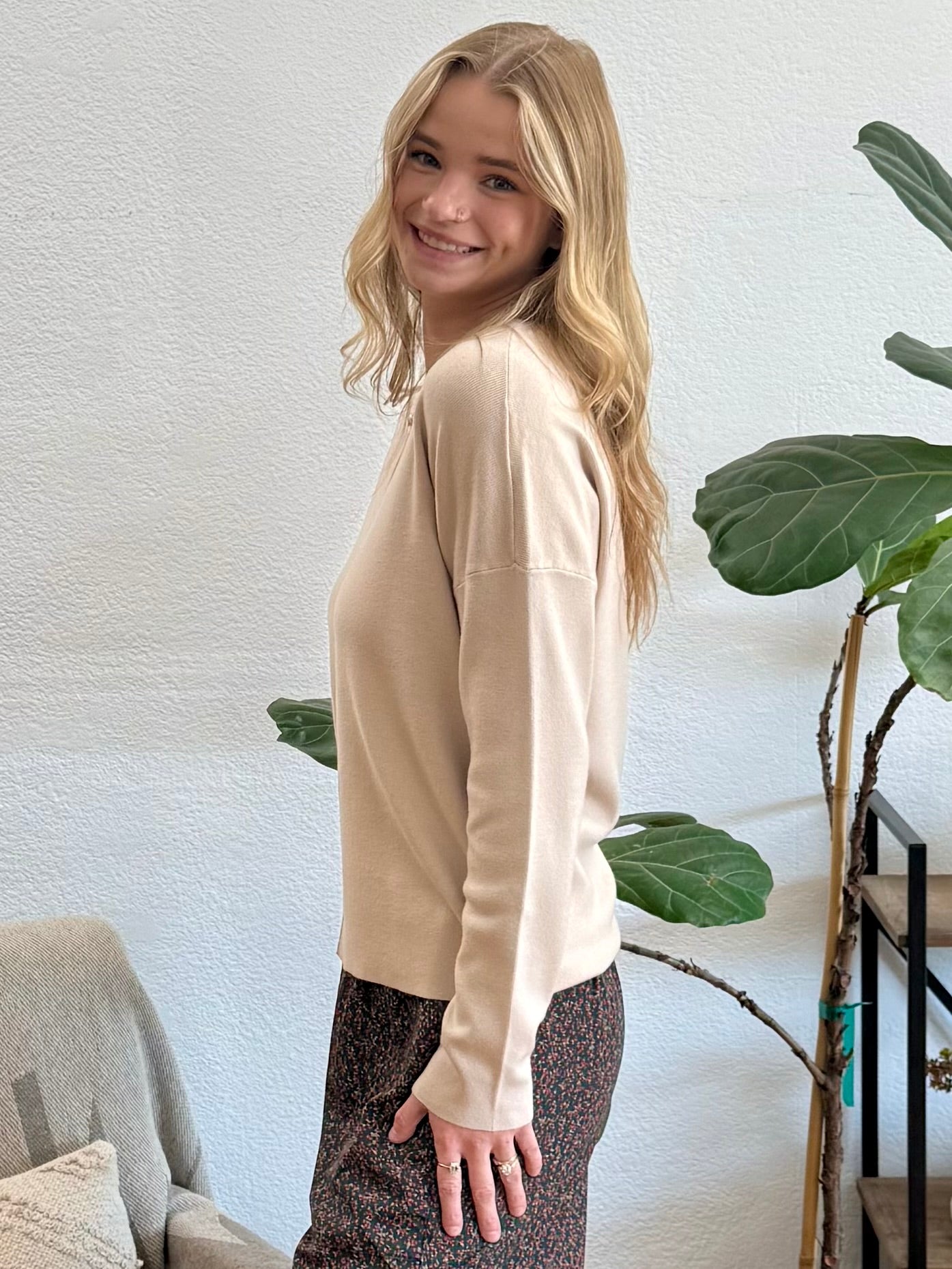 Oatmeal Solid Front Seam Knit Sweater