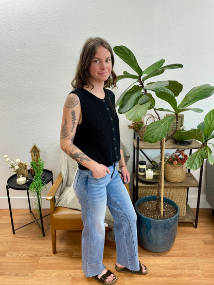 Risen Mid Rise Ankle Seam Jeans
