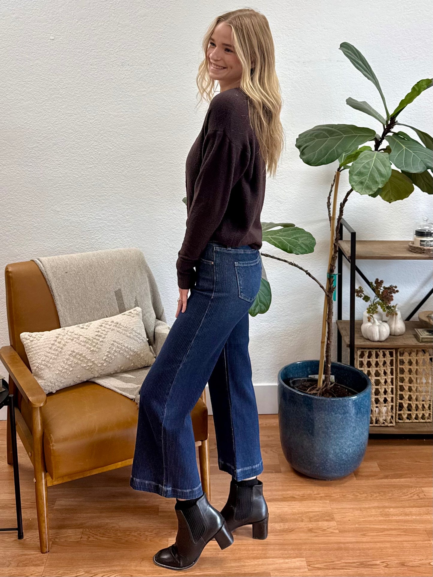 RISEN Front Seam Crop Wide Leg Jeans