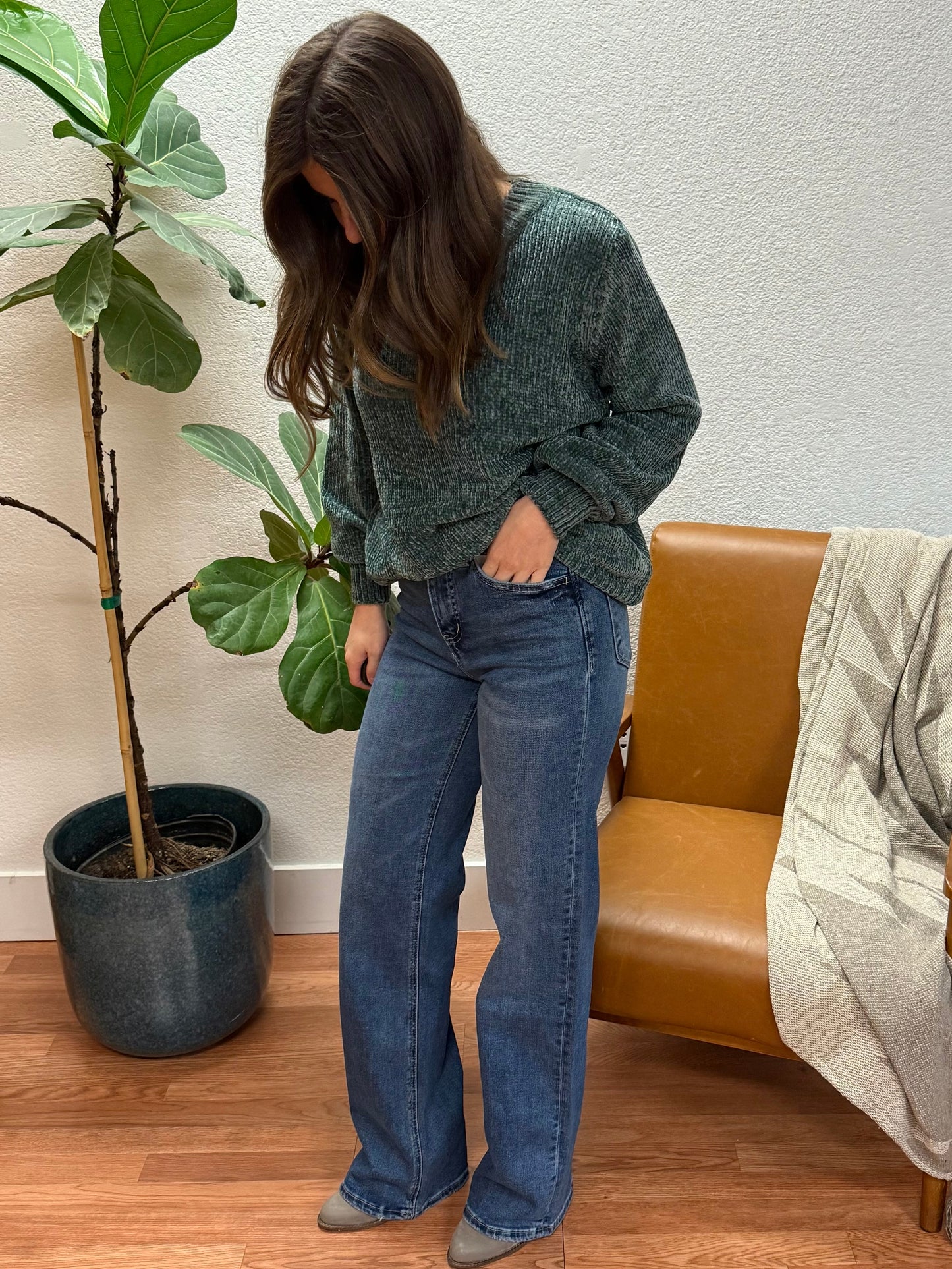 Nicest 90's Super High Waist Wide Leg Jeans