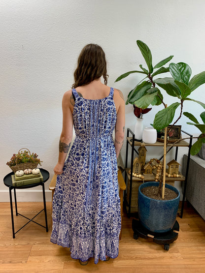 Blue Scoop Neck Floral Maxi Dress