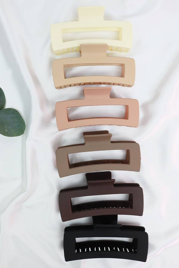 Matte Jumbo Cut Out Rectangle Hair Claw