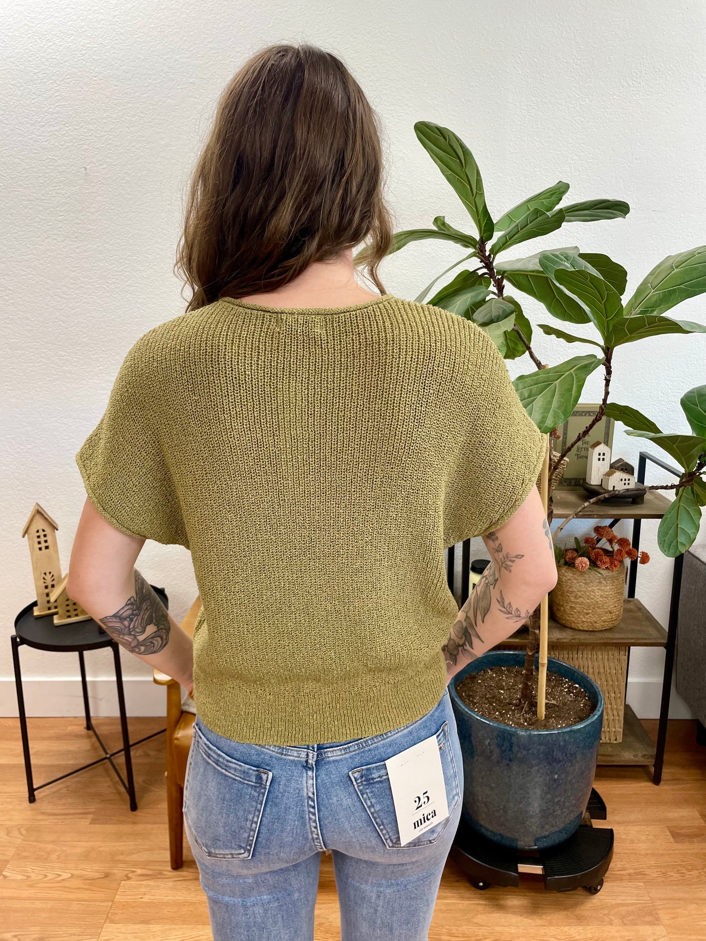 Olive V Stitch Short Sleeve Sweater