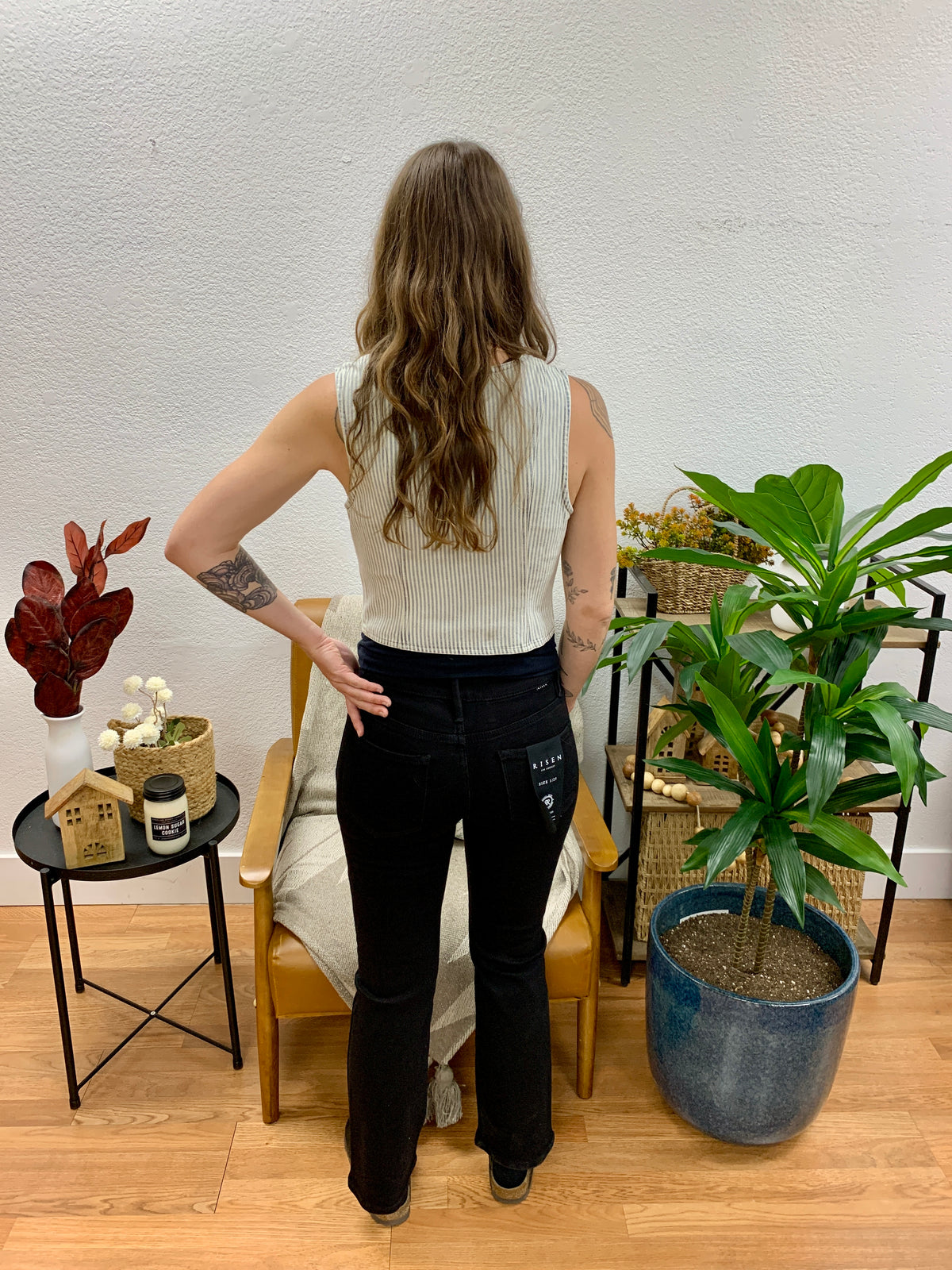 Risen Black Mid Rise Crop Straight Jeans