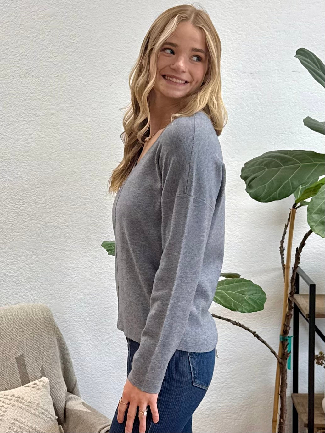 Grey Solid Front Seam Knit Sweater