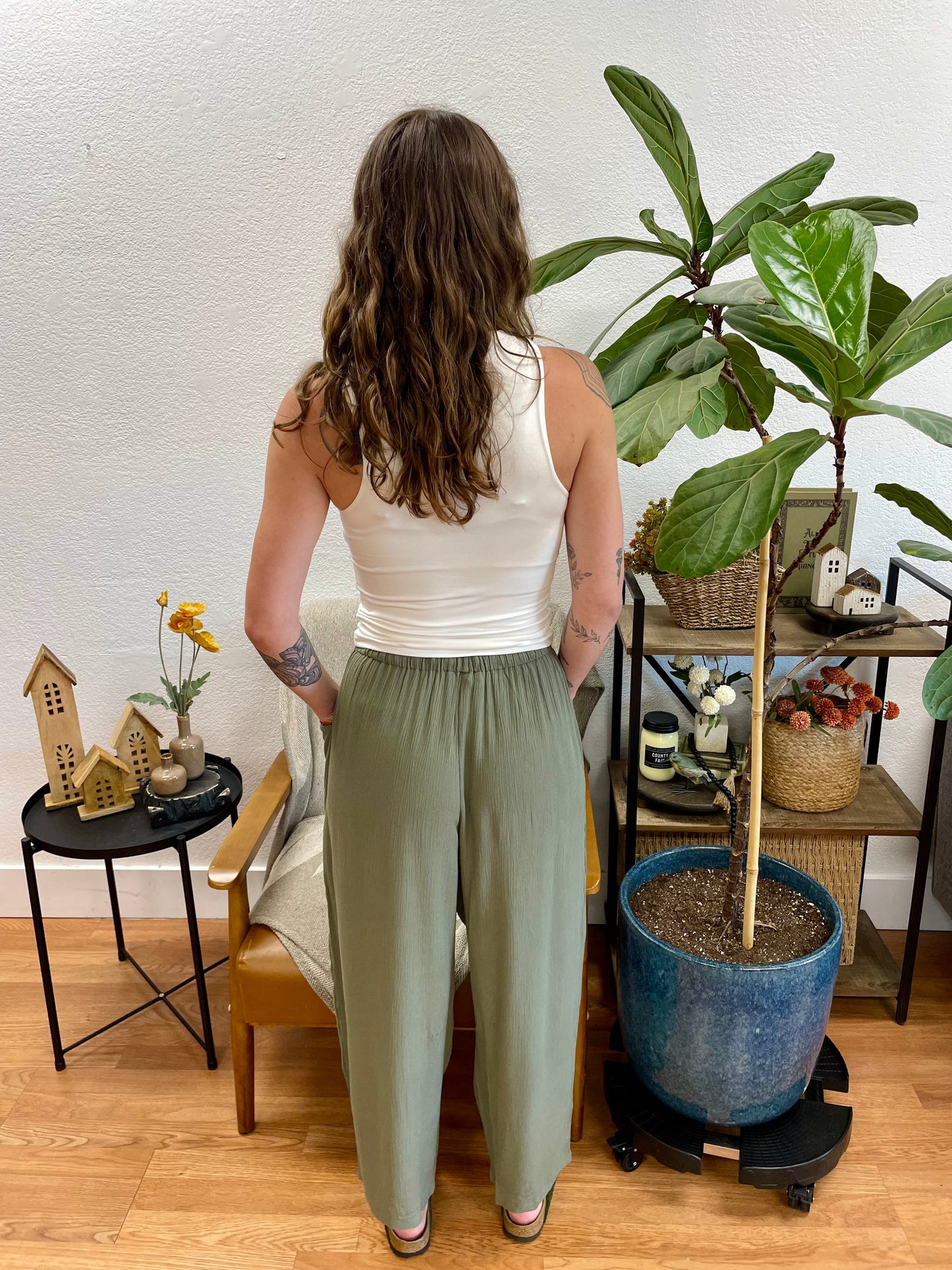 Olive Solid Barrel Pants