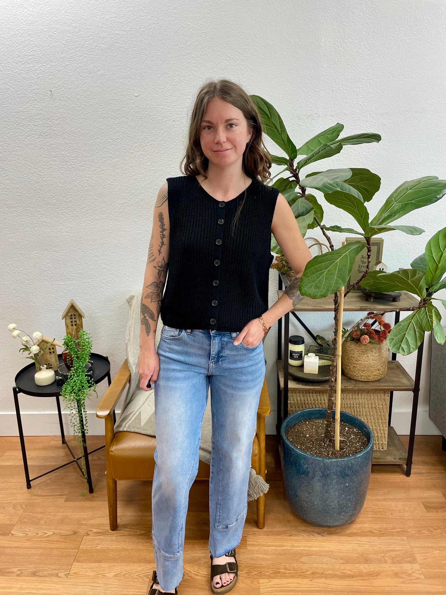 Risen Mid Rise Ankle Seam Jeans