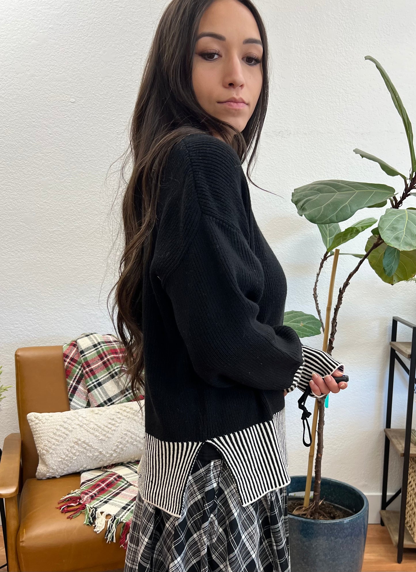 Black Contrast Stripe Hem Sweater