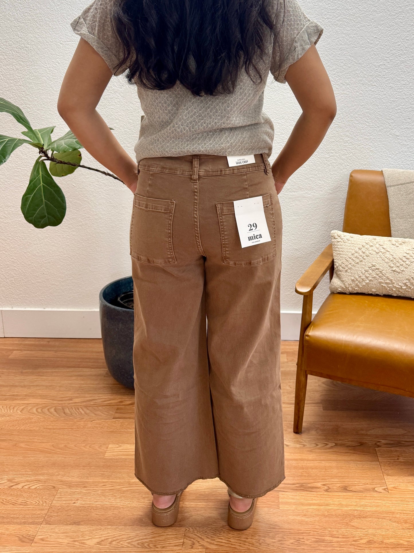 Tiramisu Super High Rise Wide Crop Jeans
