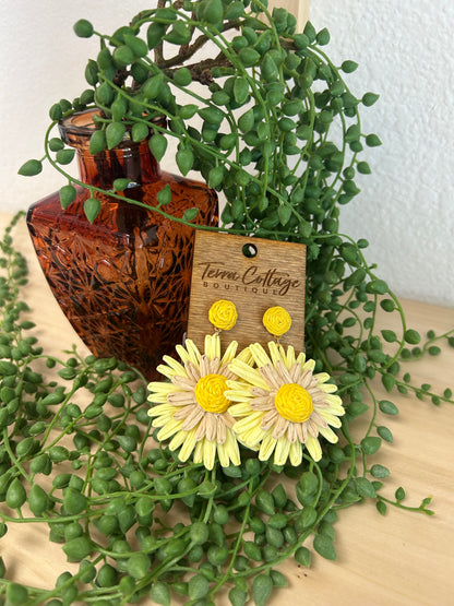 Layered Raffia Flower Dangle Earrings