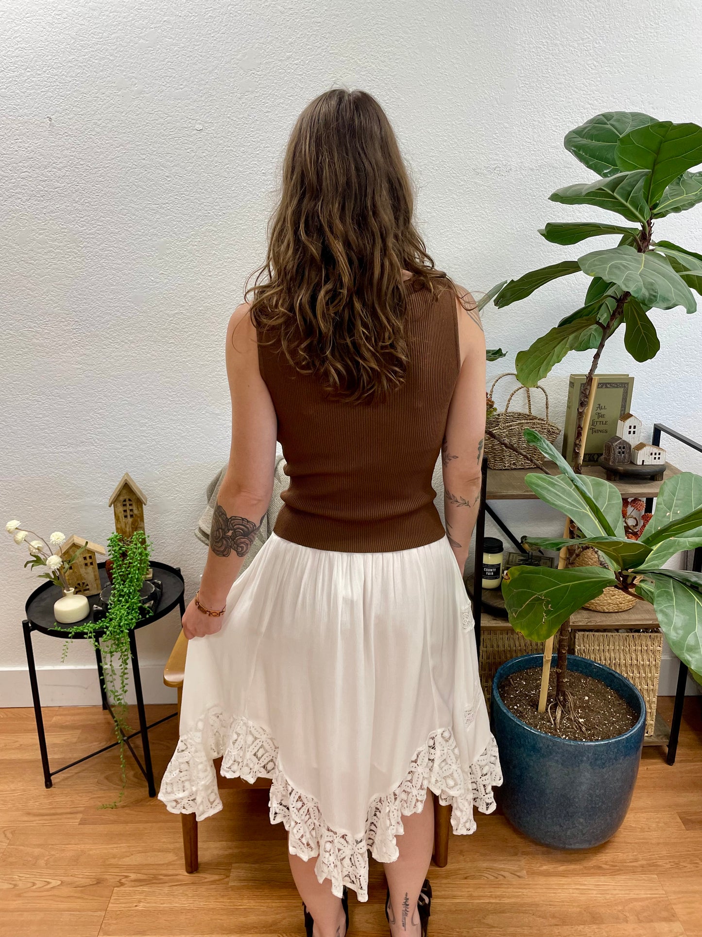 White Lace Hem Skirt
