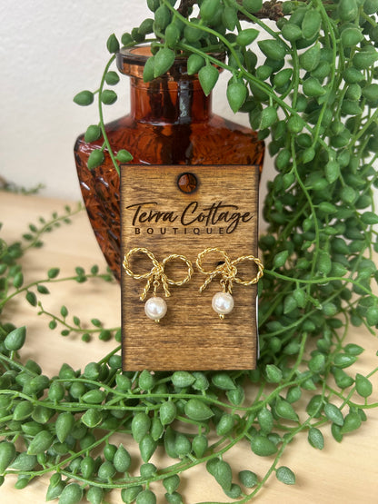 Twisted Ribbon Bow & Pearl Charm Stud Earrings