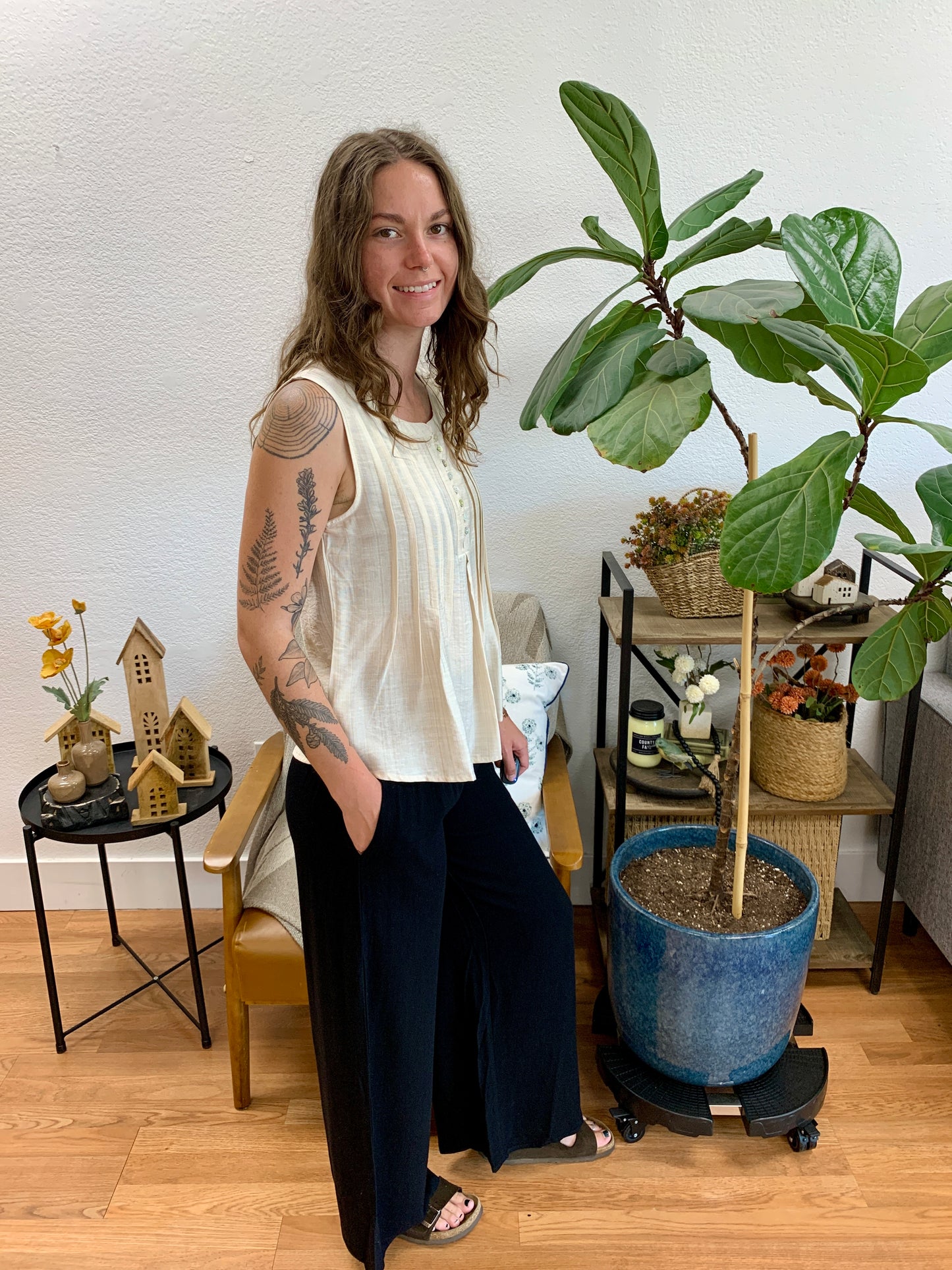 Black Smocked Waist Pants With Pockets