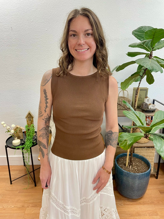Brown Boatneck Sleeveless Knit Top