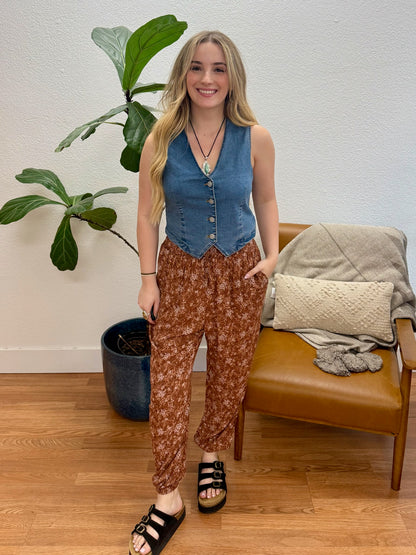 Cinnamon Print Smocked Pants