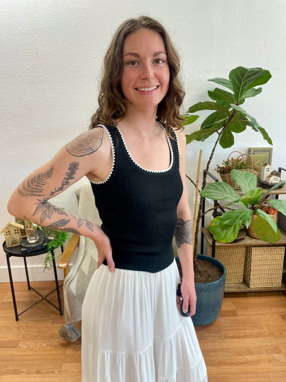 Black Contrast Scallop Hem Tank