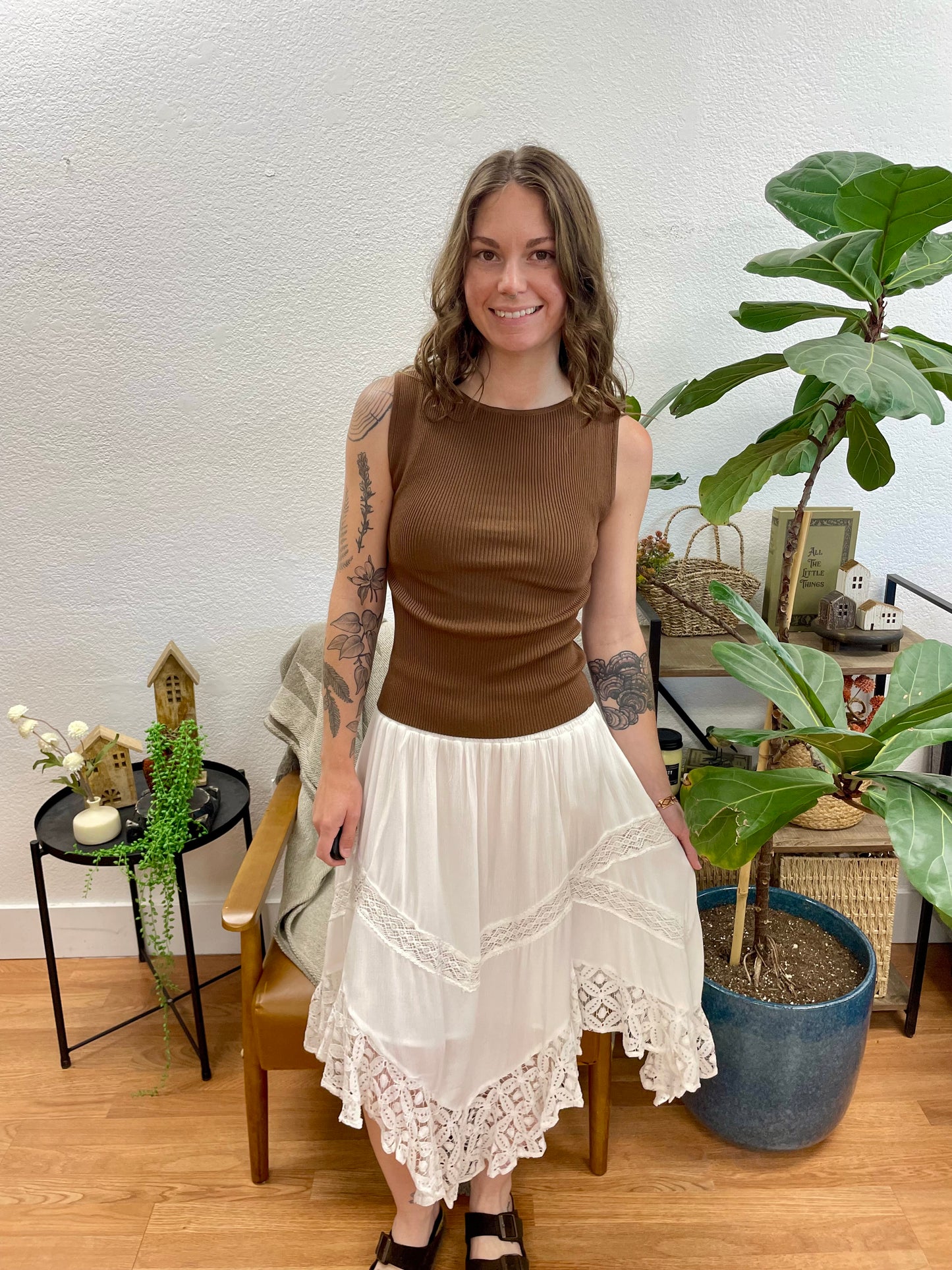 White Lace Hem Skirt