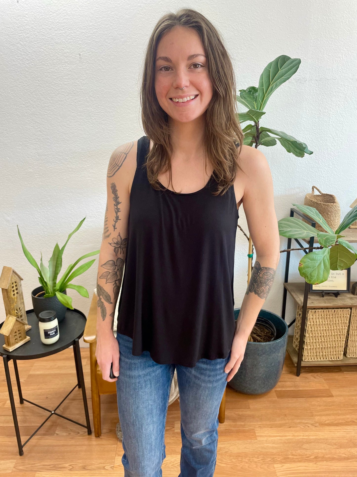 Black Flowy Hem Tank - Terra Cottage