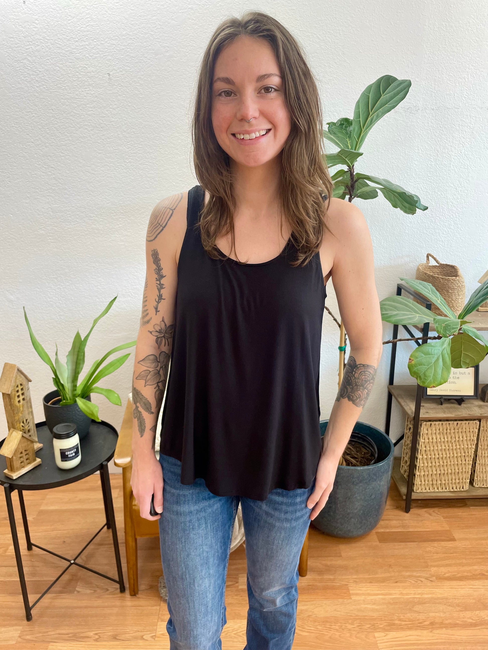 Black Flowy Hem Tank - Terra Cottage