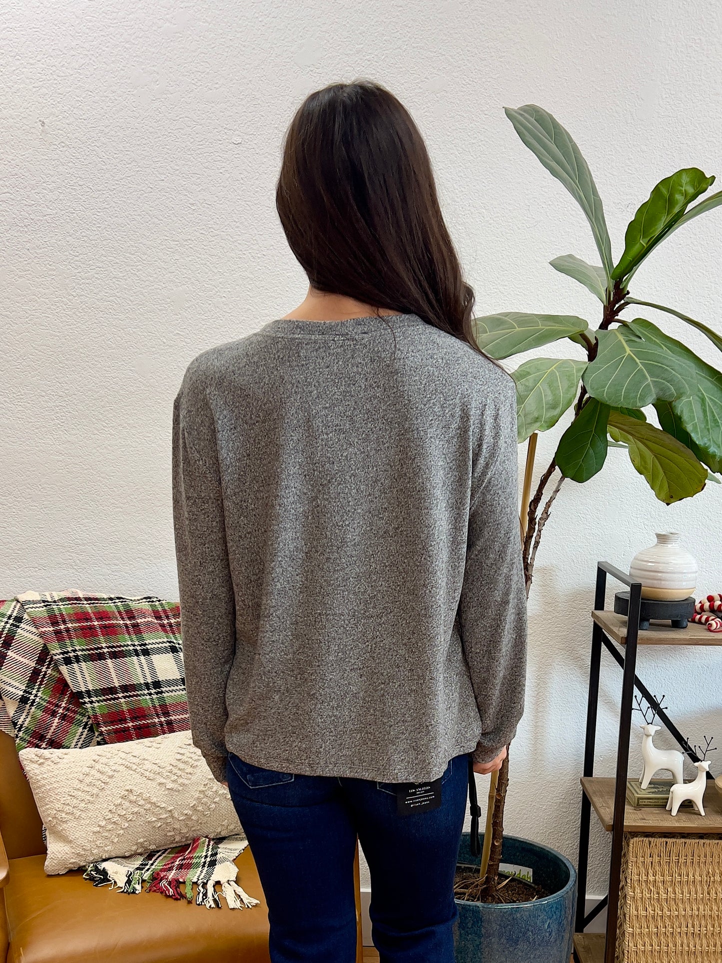 Black Hacci Relaxed Sleeve Tee