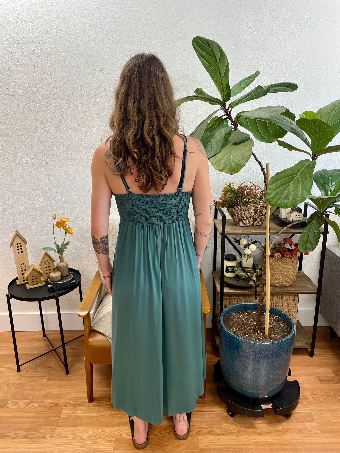 Balsam Twist Front Midi Dress
