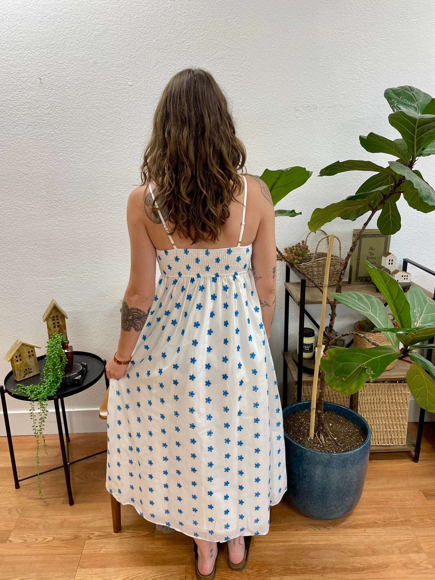 Sleeveless Floral Midi Dress