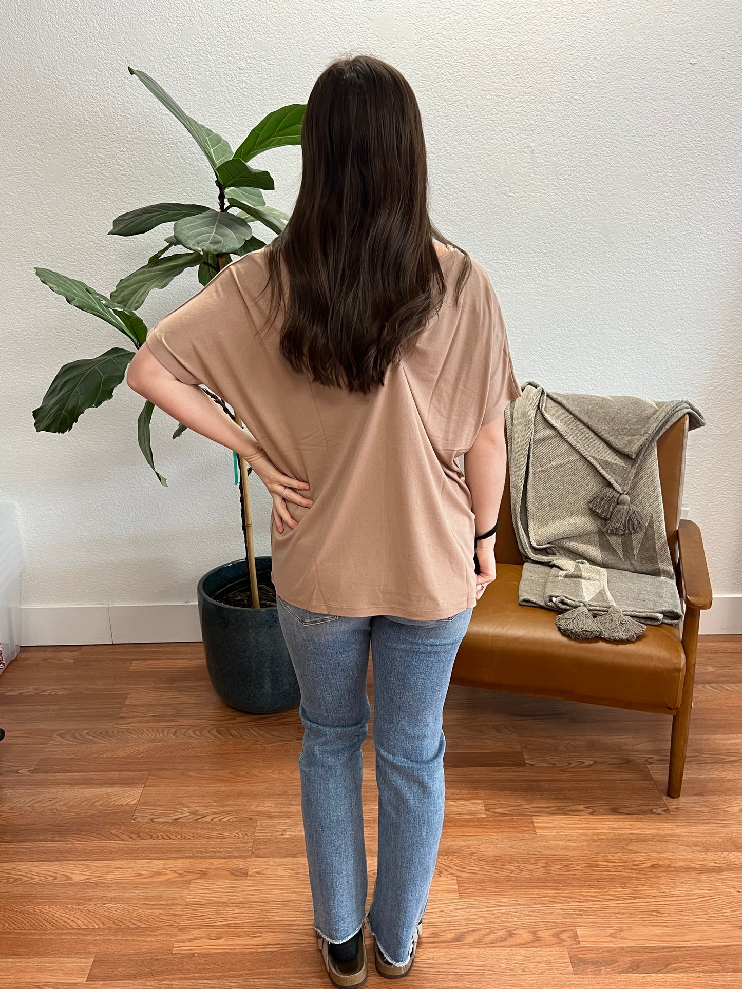 Tan V-Neck Dolman Short Sleeve Top