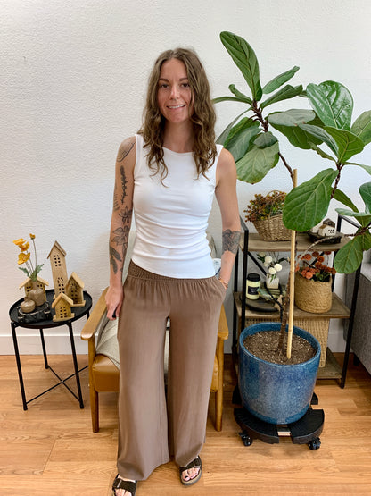 Brown Smocked Waist Pants With Pockets