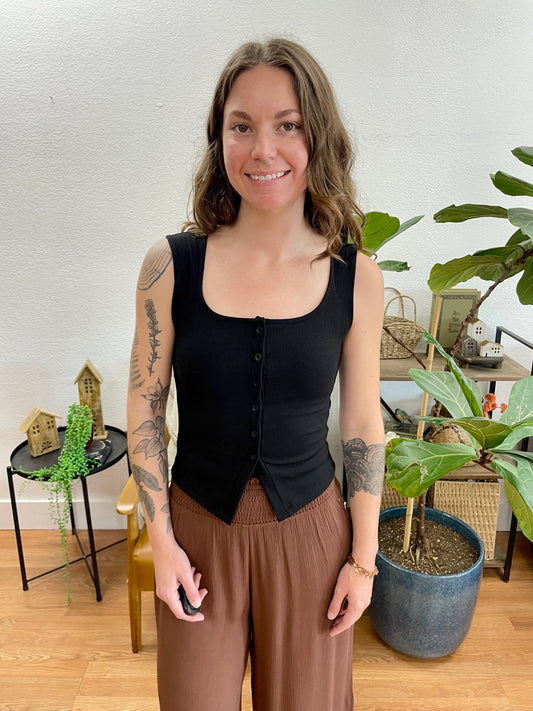 Black Scoop Neck Split Hem Tank