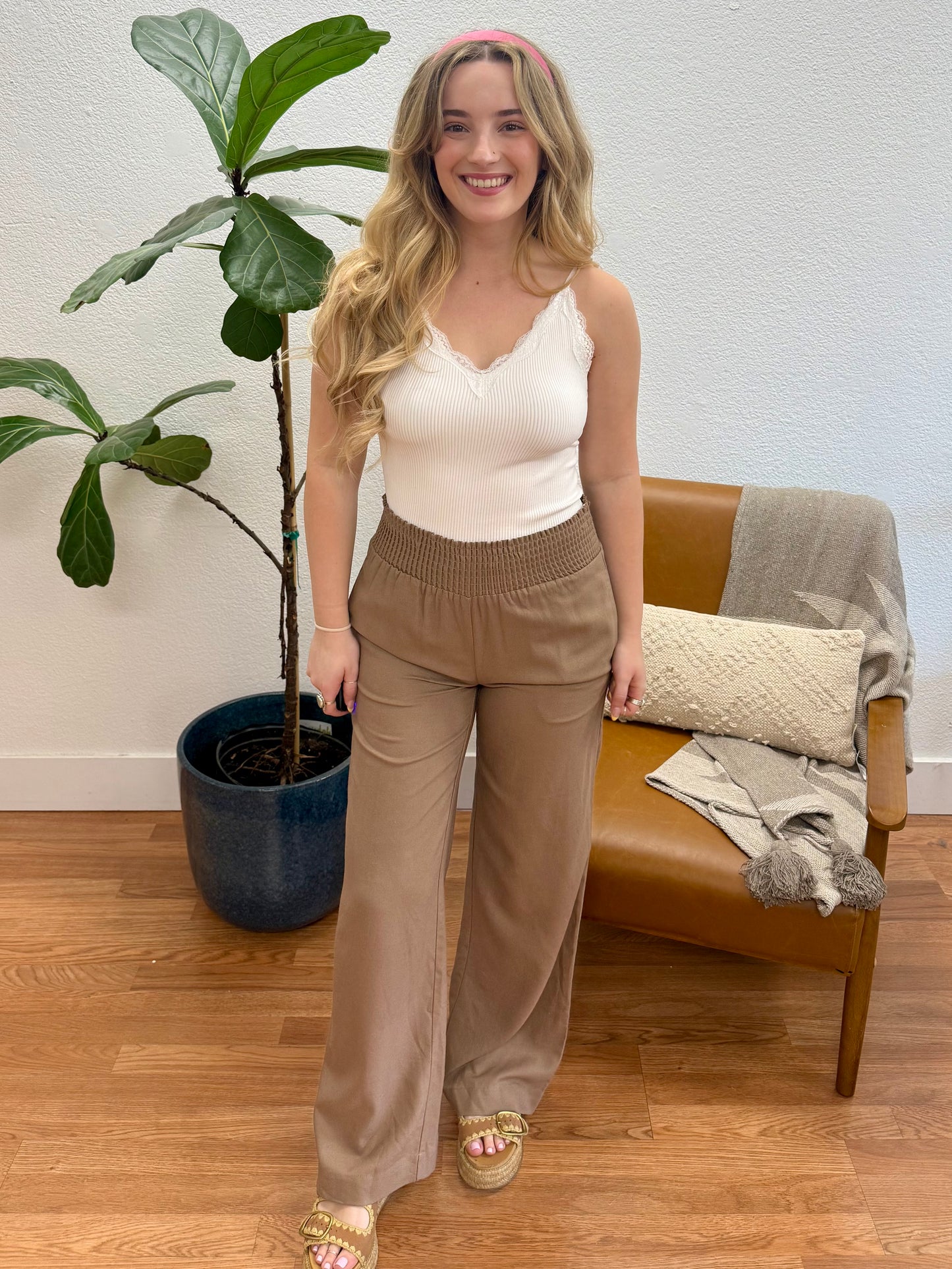 Mocha Shirred Linen Pants