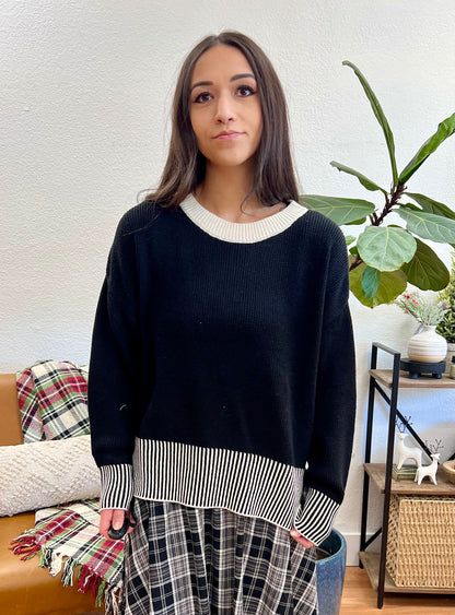 Black Contrast Stripe Hem Sweater